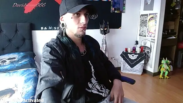 davidroses420 online show from October 2025 10:00:02 PM