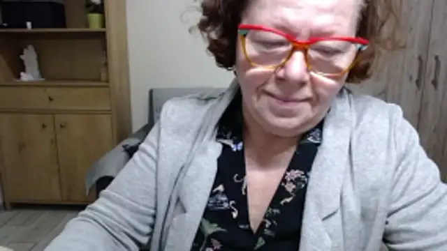 Adelewildx online show from May 2026 07:28:02 PM