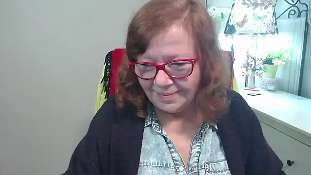 Snapshot of Adelewildx chatting on October 2025 03:29:02 AM Adelewildx online show from October 2025 03:29:02 AM