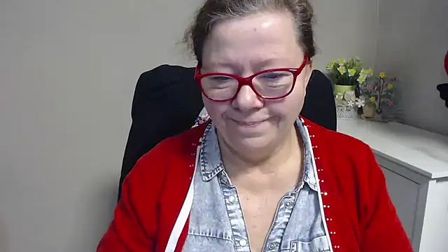 Snapshot of Adelewildx chatting on February 2025 04:50:02 AM Adelewildx online show from February 2025 04:50:02 AM