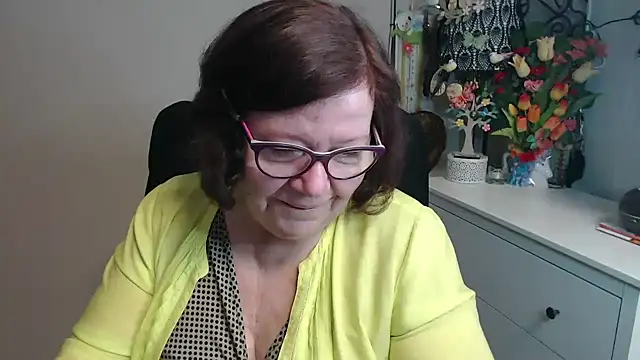 Adelewildx online show from April 2026 03:35:02 AM