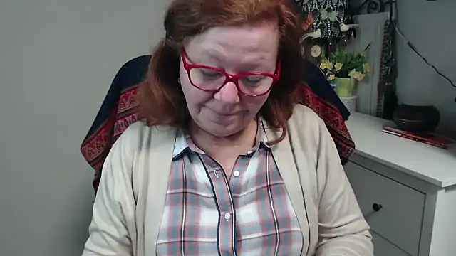 Adelewildx online show from November 2025 03:18:01 AM