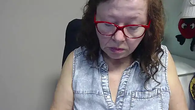 Snapshot of Adelewildx chatting on March 2025 07:46:02 AM Adelewildx online show from March 2025 07:46:02 AM