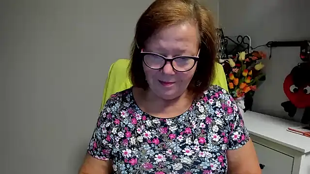 Snapshot of Adelewildx chatting on July 2026 03:18:01 AM Adelewildx online show from July 2026 03:18:01 AM