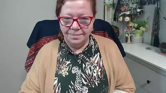 Adelewildx online show from November 2025 03:54:02 AM