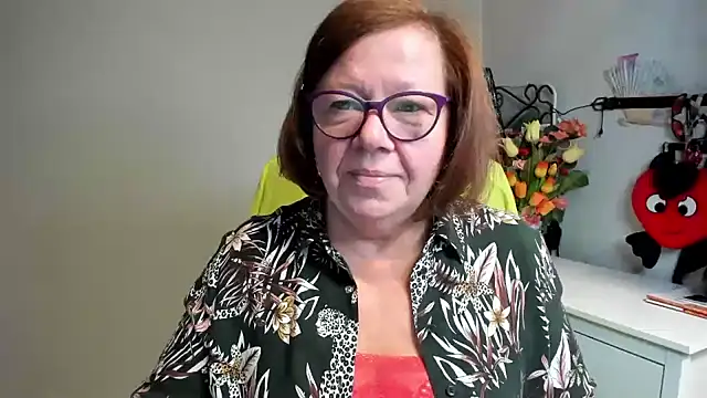 Snapshot of Adelewildx chatting on June 2026 03:39:02 AM Adelewildx online show from June 2026 03:39:02 AM