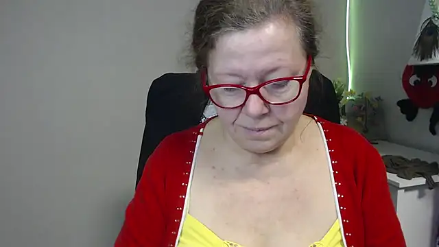 Snapshot of Adelewildx chatting on February 2025 04:46:02 AM Adelewildx online show from February 2025 04:46:02 AM