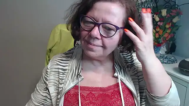 Adelewildx online show from April 2026 03:22:01 AM