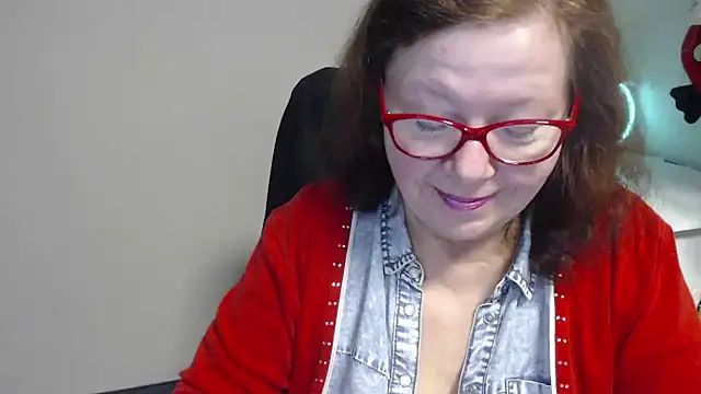 Snapshot of Adelewildx chatting on March 2025 07:35:02 AM Adelewildx online show from March 2025 07:35:02 AM