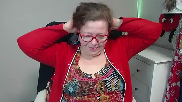Snapshot of Adelewildx chatting on February 2025 07:02:01 AM Adelewildx online show from February 2025 07:02:01 AM