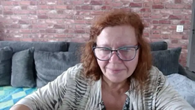 Snapshot of Adelewildx chatting on October 2025 11:22:02 AM Adelewildx online show from October 2025 11:22:02 AM