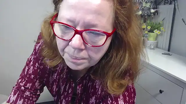 Snapshot of Adelewildx chatting on October 2025 03:17:02 AM Adelewildx online show from October 2025 03:17:02 AM