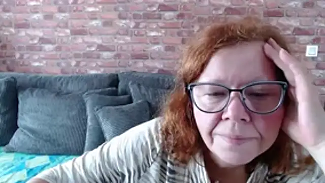 Adelewildx online show from October 2025 11:09:01 AM