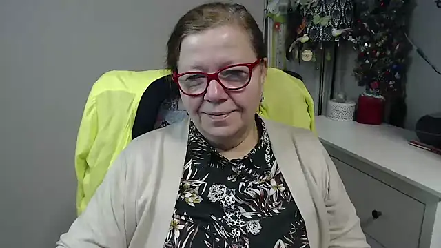 Adelewildx online show from December 2025 04:49:02 AM