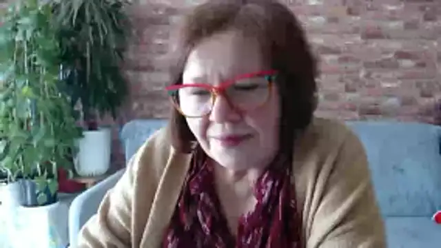 Adelewildx online show from April 2026 10:17:02 AM