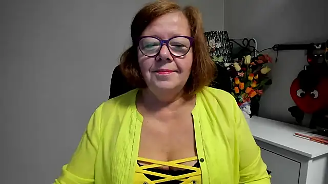 Snapshot of Adelewildx chatting on July 2026 03:28:01 AM Adelewildx online show from July 2026 03:28:01 AM