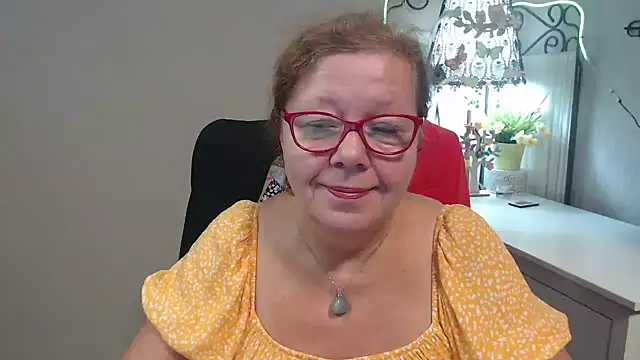 Snapshot of Adelewildx chatting on September 2025 03:27:02 AM Adelewildx online show from September 2025 03:27:02 AM
