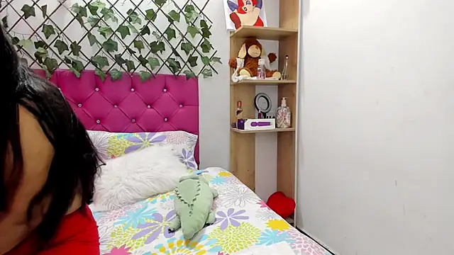 BellaBellosinia online show from February 2026 03:47:01 AM