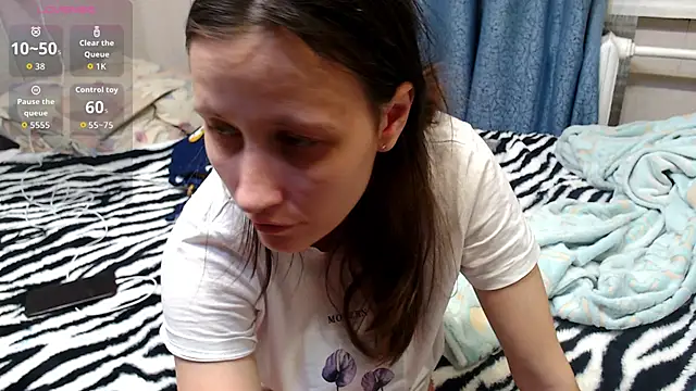 Snapshot of alisacucumber chatting on November 2025 01:22:01 PM alisacucumber online show from November 2025 01:22:01 PM