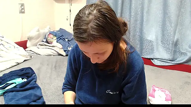 Snapshot of alisacucumber chatting on September 2025 06:46:01 PM alisacucumber online show from September 2025 06:46:01 PM