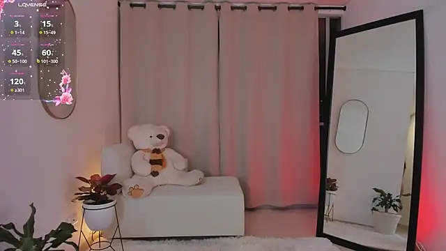 Snapshot of roxie_gates_ chatting on November 2025 12:47:02 AM roxie gates online show from November 2025 12:47:02 AM