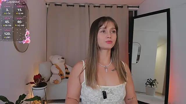 Snapshot of roxie_gates_ chatting on October 2025 02:12:02 AM roxie gates online show from October 2025 02:12:02 AM