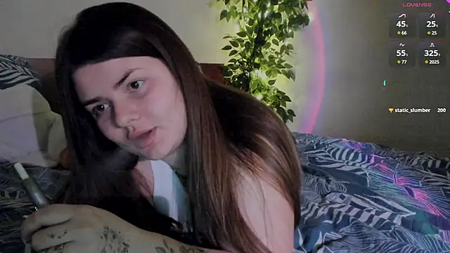 Snapshot of Eva_Shameless chatting on December 2024 12:01:01 PM Eva Shameless online show from December 2024 12:01:01 PM