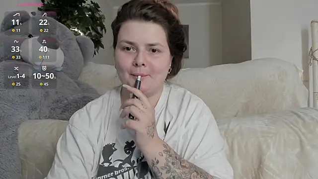 Snapshot of Eva_Shameless chatting on September 2025 01:39:02 PM Eva Shameless online show from September 2025 01:39:02 PM