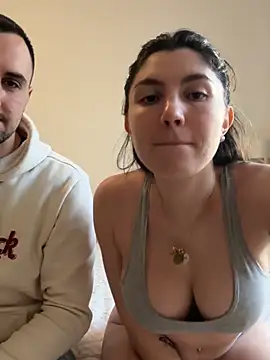 couplepenetration online show from February 2026 11:17:01 AM