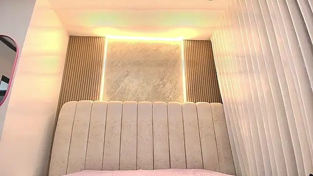 emyli sw  online show from March 2026 03:12:01 AM