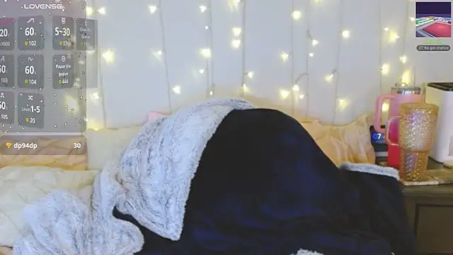 Snapshot of Cateycakes chatting on February 2025 01:41:01 AM Cateycakes online show from February 2025 01:41:01 AM