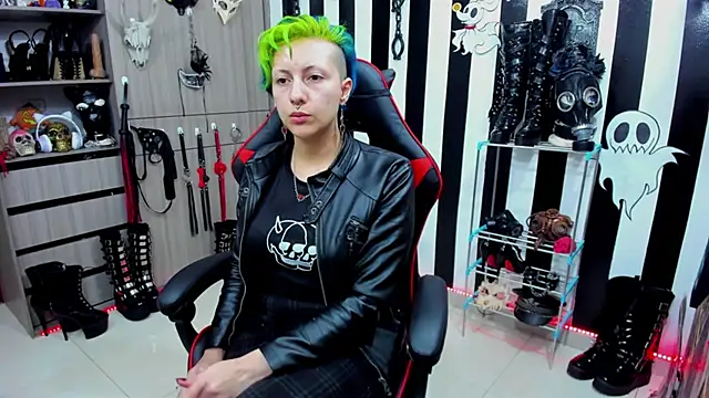 Mistress Yelena online show from December 2024 09:12:02 PM