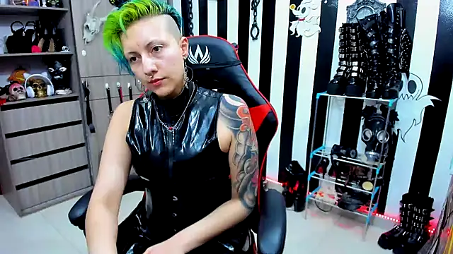 Mistress Yelena online show from January 2025 09:20:01 PM