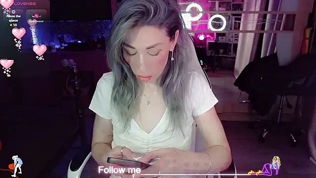 Snapshot of AnnieGOld_ chatting on February 2026 08:16:01 PM AnnieGOld online show from February 2026 08:16:01 PM