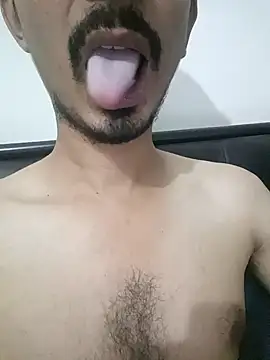 dreamtoungelick69 online show from November 2025 05:28:01 PM