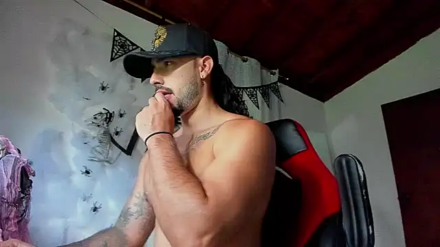 Snapshot of Baky_sexy chatting on October 2025 10:12:02 PM Baky sexy online show from October 2025 10:12:02 PM