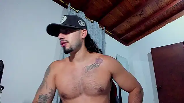 Snapshot of Baky_sexy chatting on October 2025 03:37:01 AM Baky sexy online show from October 2025 03:37:01 AM