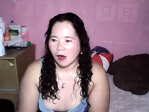 Snapshot of hotpusie_4u chatting on October 2025 04:07:02 PM hotpusie 4u online show from October 2025 04:07:02 PM