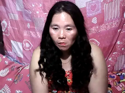 hotpusie 4u online show from March 2026 02:04:01 PM