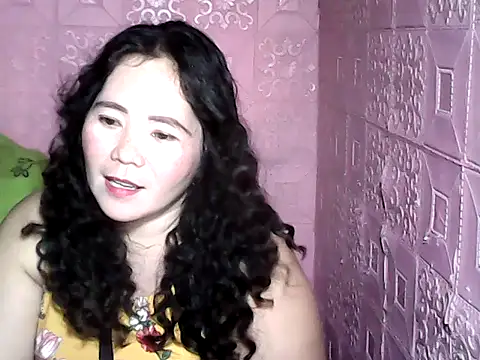 Snapshot of hotpusie_4u chatting on November 2025 06:03:01 PM hotpusie 4u online show from November 2025 06:03:01 PM