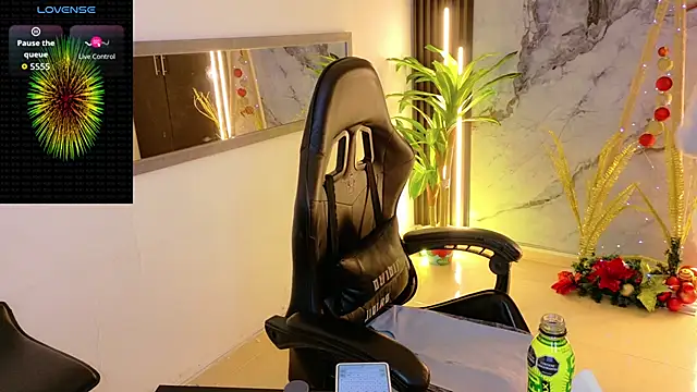 Snapshot of pamelajackson chatting on December 2025 09:36:02 PM pamelajackson online show from December 2025 09:36:02 PM