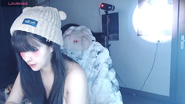 candy cola online show from November 2025 11:25:01 AM