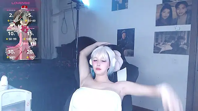 candy cola online show from October 2025 03:49:02 PM