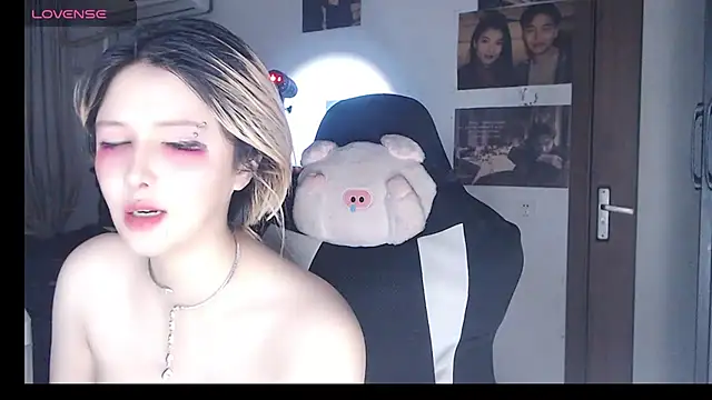 candy cola online show from November 2025 02:29:01 AM