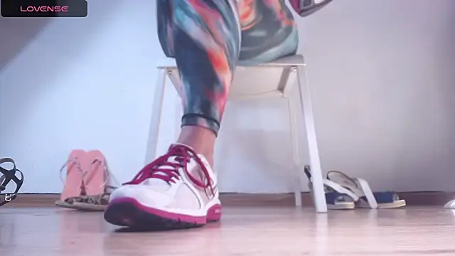 Snapshot of Foot_Goddes_ chatting on January 2025 10:17:01 AM Foot Goddes online show from January 2025 10:17:01 AM