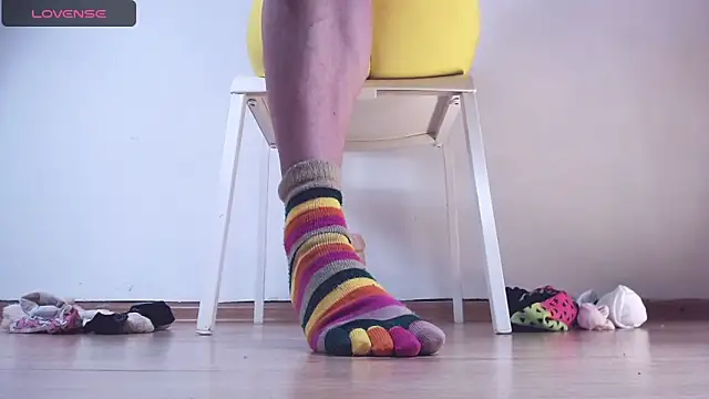 Snapshot of Foot_Goddes_ chatting on January 2025 06:56:02 AM Foot Goddes online show from January 2025 06:56:02 AM