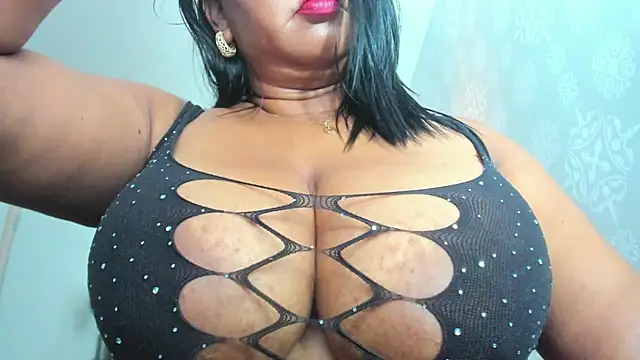 Ebonybreastvh online show from February 2025 11:19:02 PM