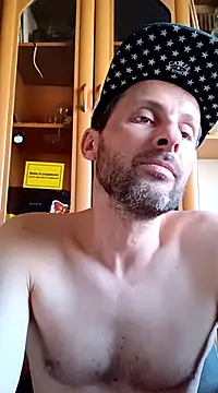 Snapshot of FireFox_Feel chatting on March 2025 11:05:01 AM FireFox Feel online show from March 2025 11:05:01 AM