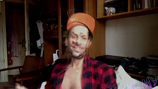 Snapshot of FireFox_Feel chatting on December 2024 11:23:01 AM FireFox Feel online show from December 2024 11:23:01 AM