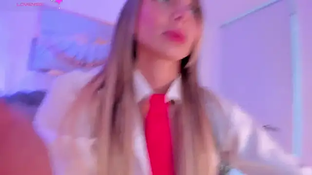 ZoePresleyX online show from October 2025 10:33:01 PM